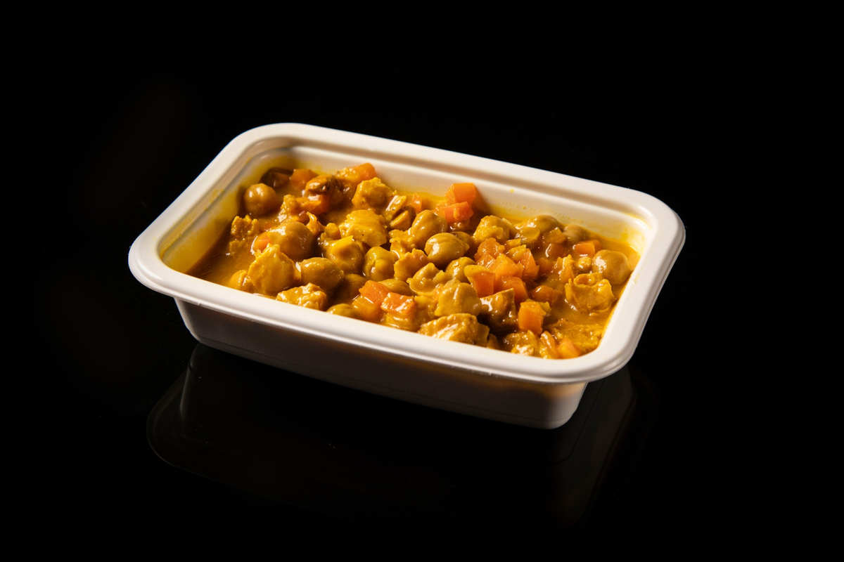 Pollo al Curry con Ceci e Carote
