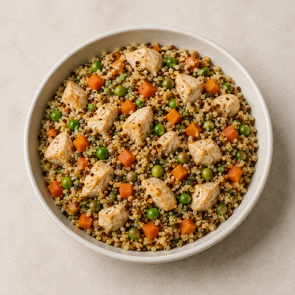 Quinoa con Pollo, Carote e Piselli